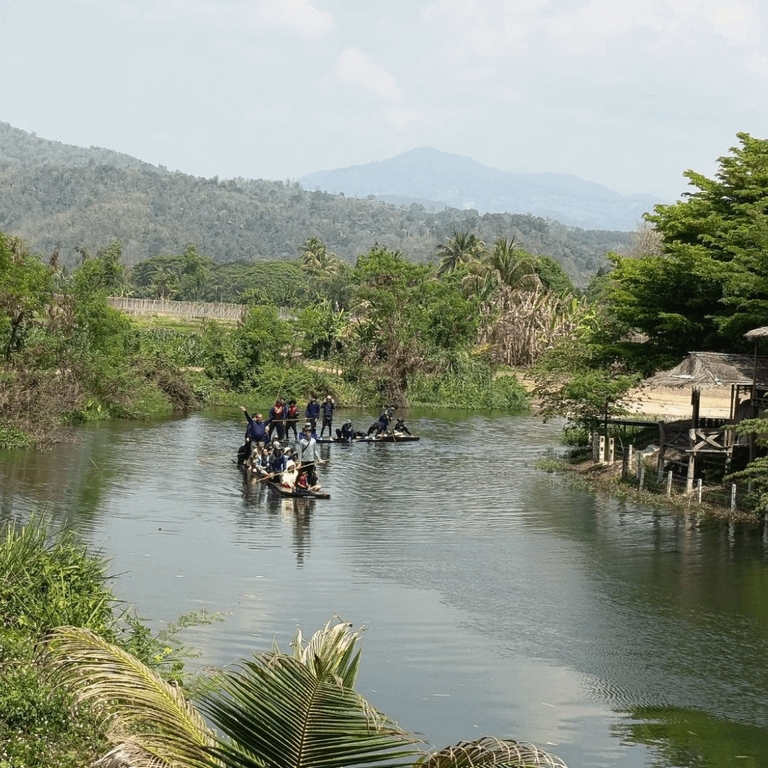 ซุ้มแพเปียกเชียงราย เขื่อนแม่สรวย